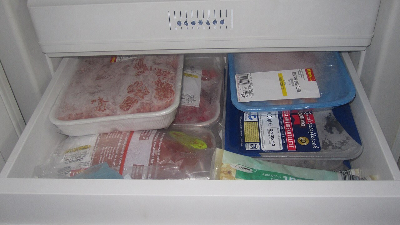 Used freezers: drawers, seals and installation location